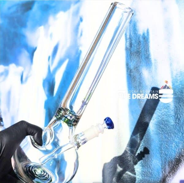 One  foot tall heavy waterpipe - Image 2