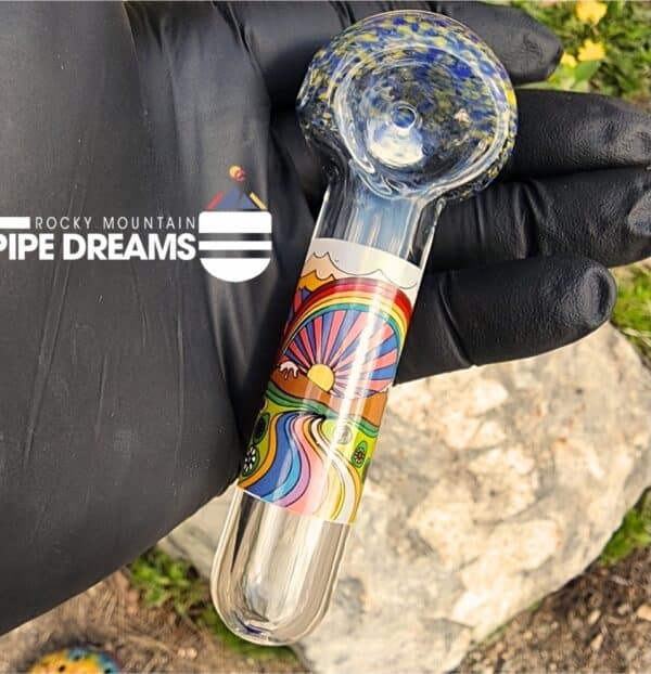 glass hand pipe with psychedelic scene - Image 2