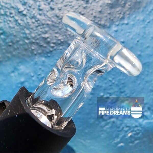 thick clear glasspivot cooling tower by durin glass featuring double cut technique for swirliing pearls and the notchs in the shaft stop depres from getting sticking on your lips an excellent choice with fantistic function