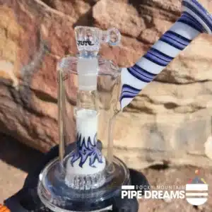leisure worked mini 20 arm hand bubbler with really nice art and function