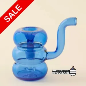 Inspired by the Memphis design movement, the Bolla Bubbler brings sculptural character to everyday use. Its rounded silhouette and balanced form create a smooth, comfortable smoking experience with understated artistic charm.