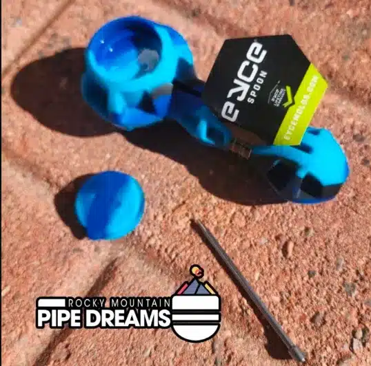 silicone eyce spoon by eyce molds in blue and black color - Image 3